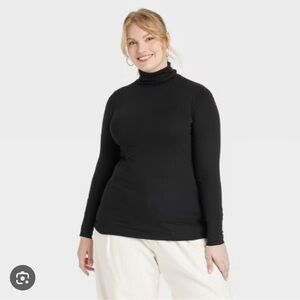 Universal thread women’s long sleeve featherweight turtleneck